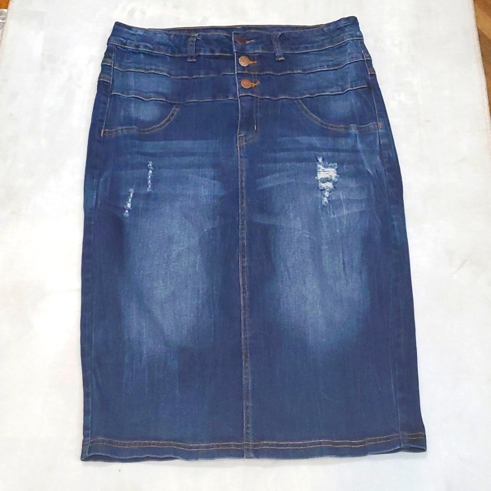 Gently used jean skirt